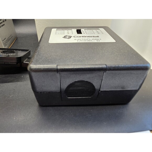 Continental Instaflash Model D Kodak Colorburst  50,100,200 Tested In Box - Picture 10 of 13